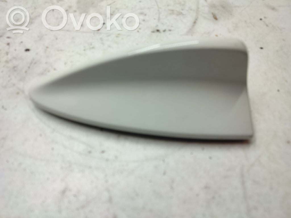 BMW 3 E90 E91 Stogo (GPS) antenos dangtelis 
