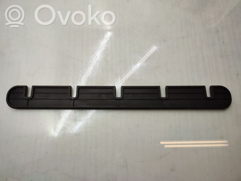 BMW 5 E60 E61 Other trunk/boot trim element 