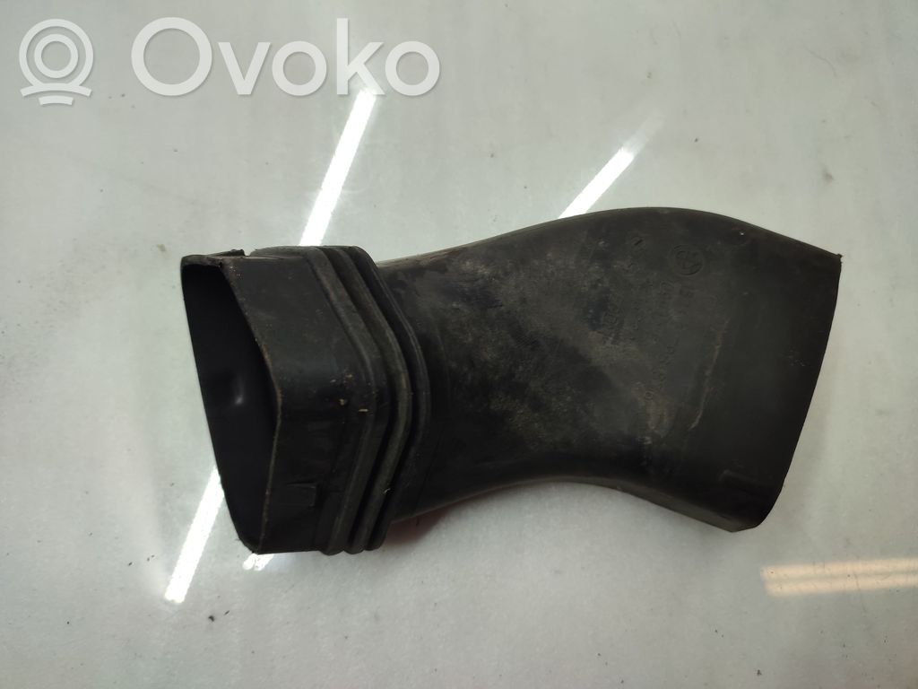 BMW X5 E70 Pneumatic air compressor intake pipe/hose 