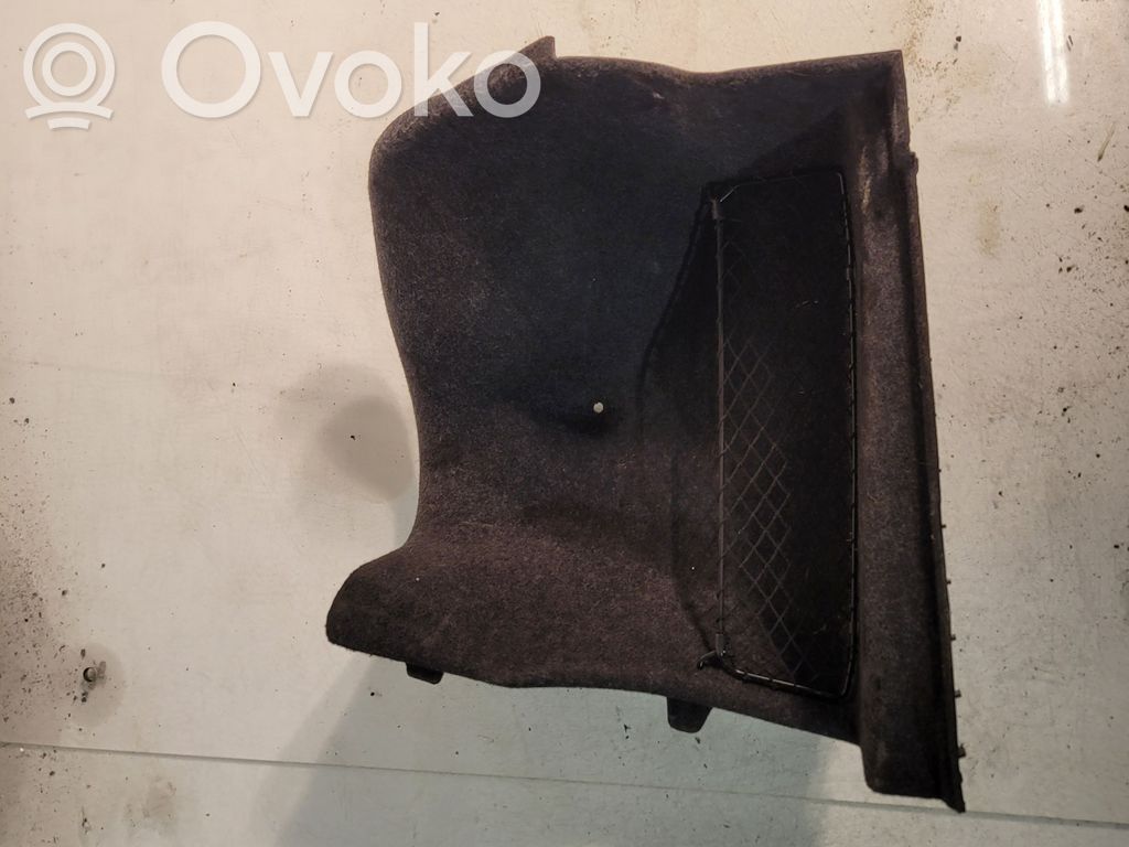 BMW 5 E60 E61 Apatinis, bagažinės šono, apdailos skydas 