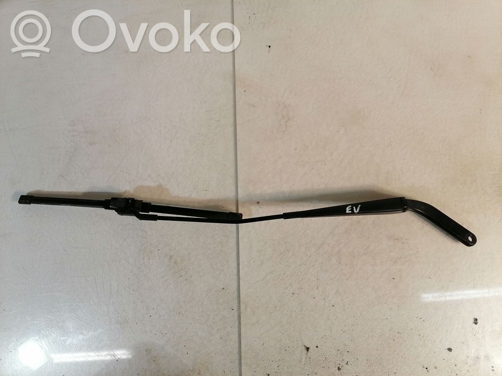BMW 4 F32 F33 Front wiper blade arm 