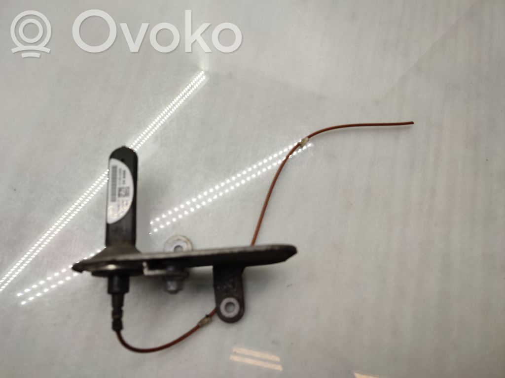 BMW 3 E92 E93 Antenos stiprintuvas 