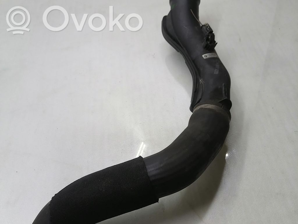 BMW X5 E70 Air intake hose/pipe 