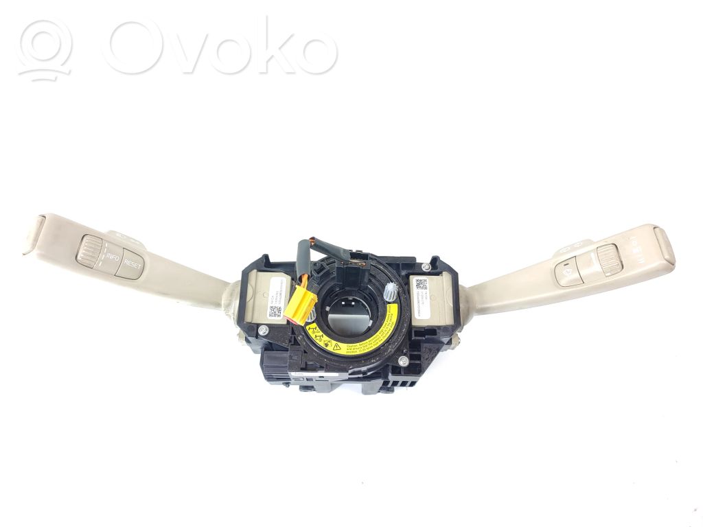 Volvo V70 Wiper turn signal indicator stalk/switch 