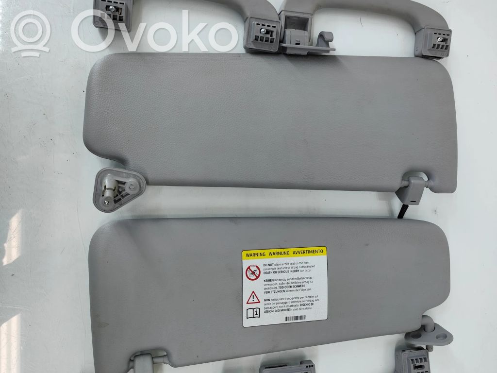 BMW X1 E84 A set of handles for the ceiling 