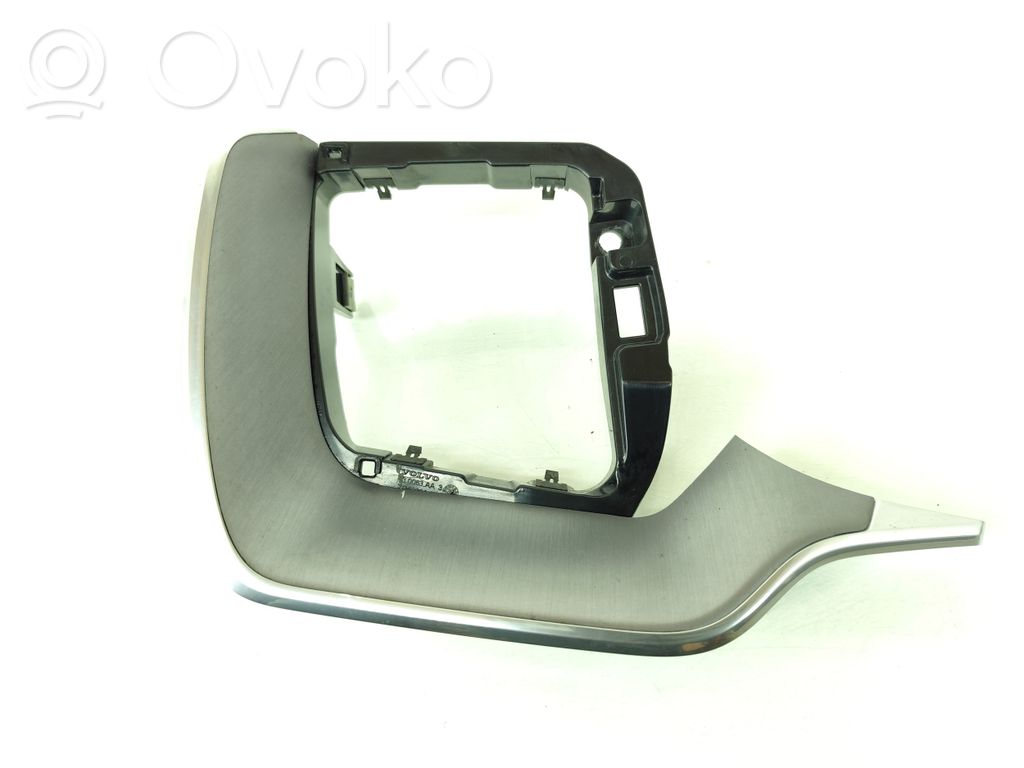 Volvo XC60 Dashboard side air vent grill/cover trim 