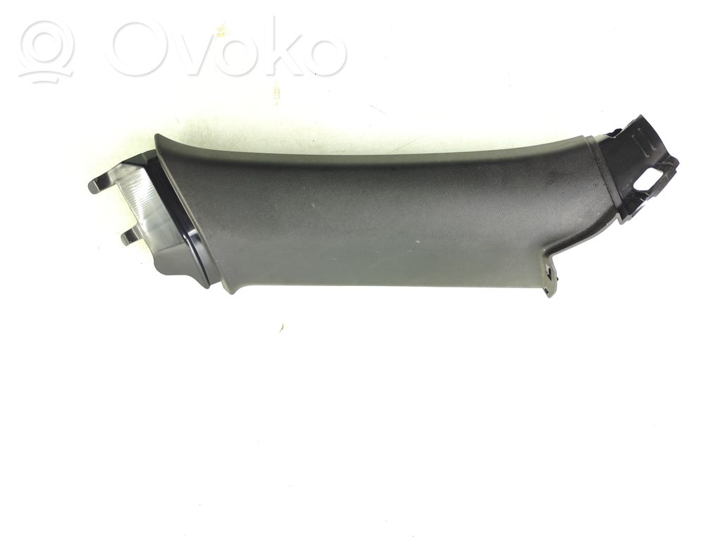 Volvo XC60 Rivestimento montante (C) 