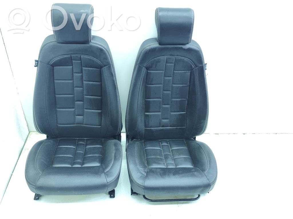 Interior set