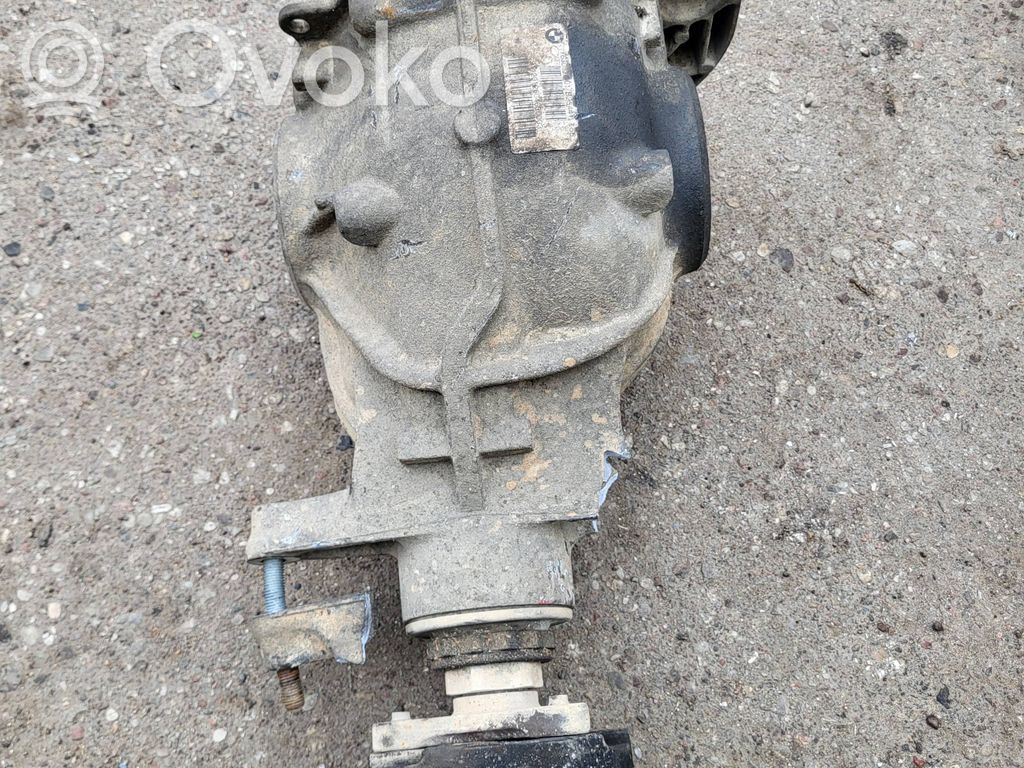 Tylny mechanizm różnicowy   7630820