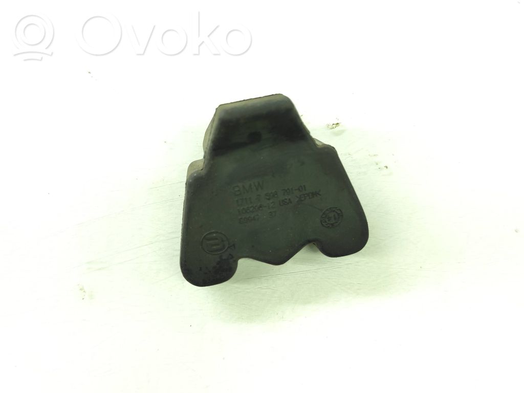 Radiator support slam panel bracket   7598791,10629612,G994737