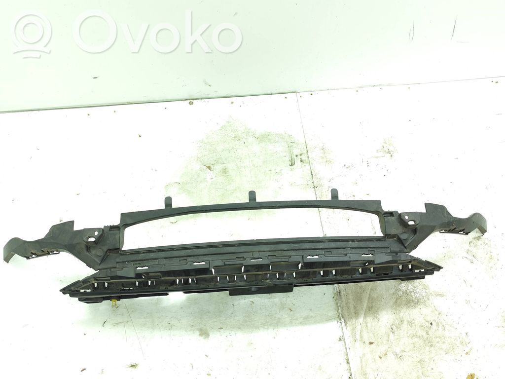 Opel Corsa F Etupuskurin tukipalkki 