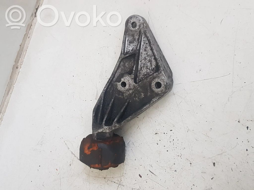 Audi A6 S6 C6 4F Engine mounting bracket 