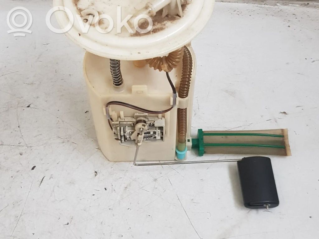 KIA Ceed Bomba interna de combustible 