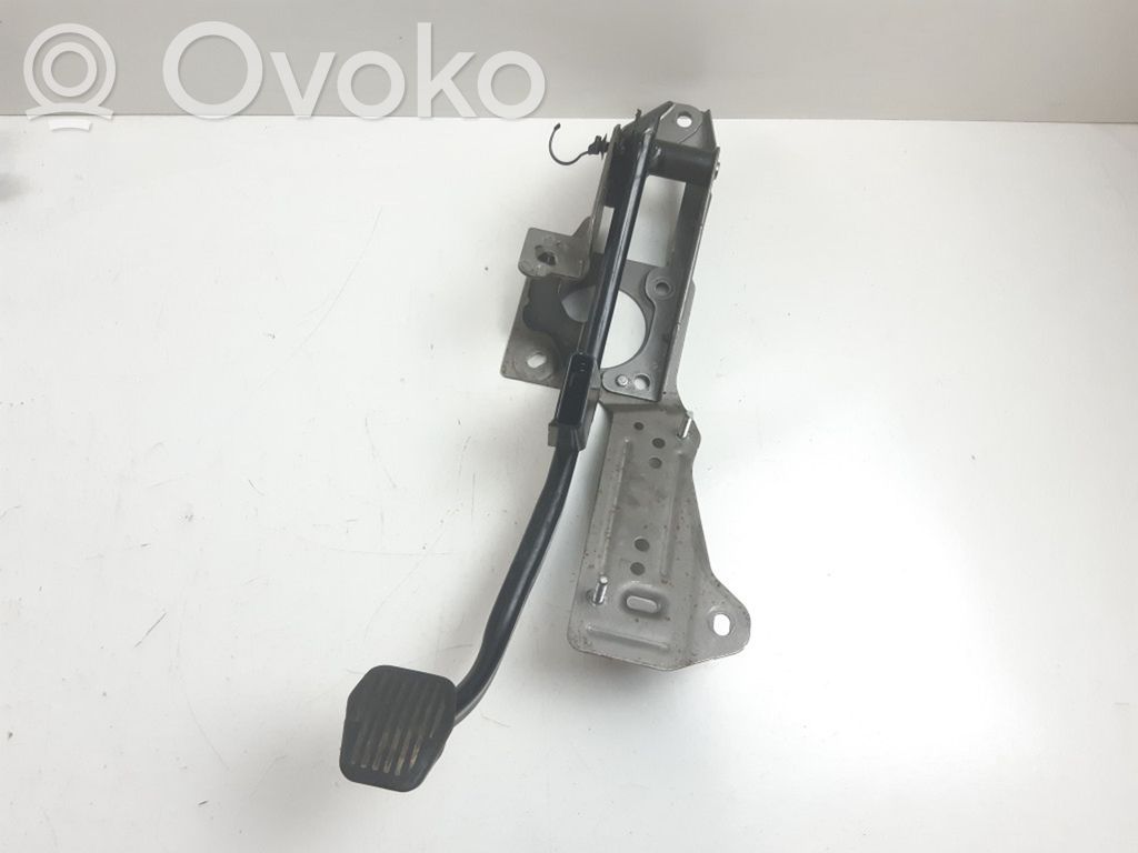 Volvo V40 Brake pedal 