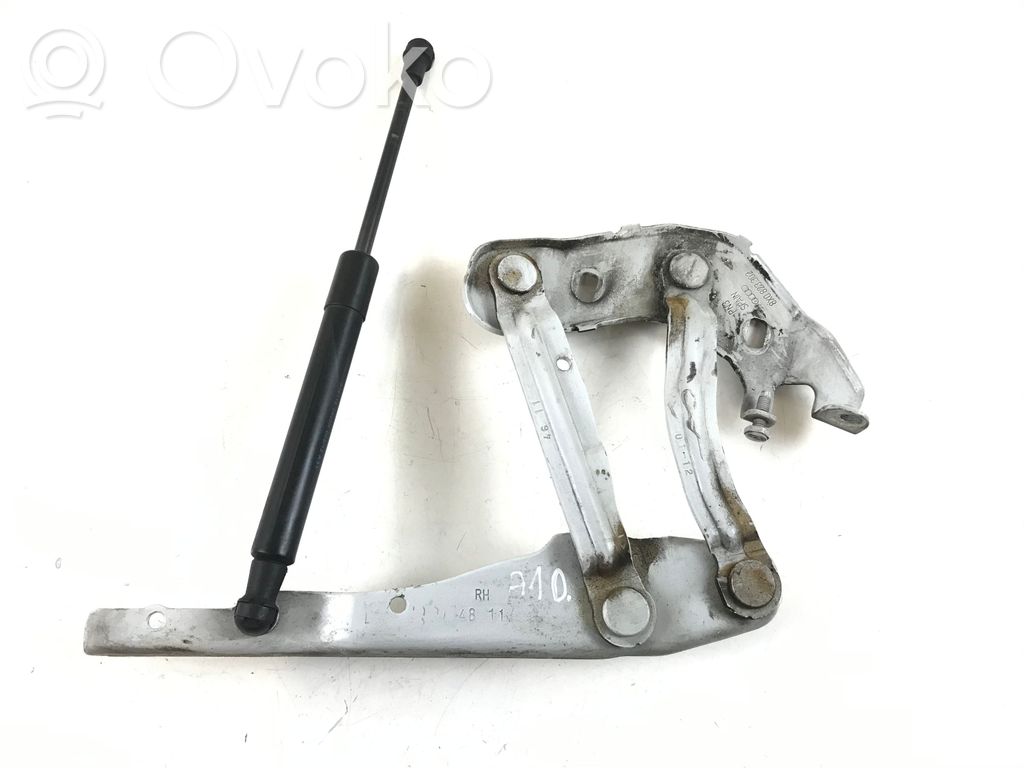 Audi A1 Engine bonnet/hood hinges 