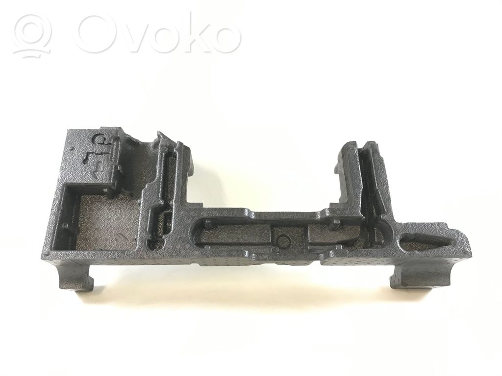 Volvo XC60 Työkalupakki 