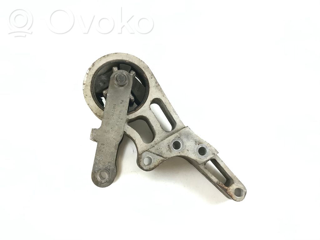 Volvo V40 Engine mount bracket 