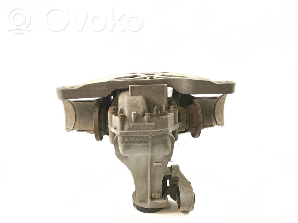 Audi A6 S6 C6 4F Galinis reduktorius 