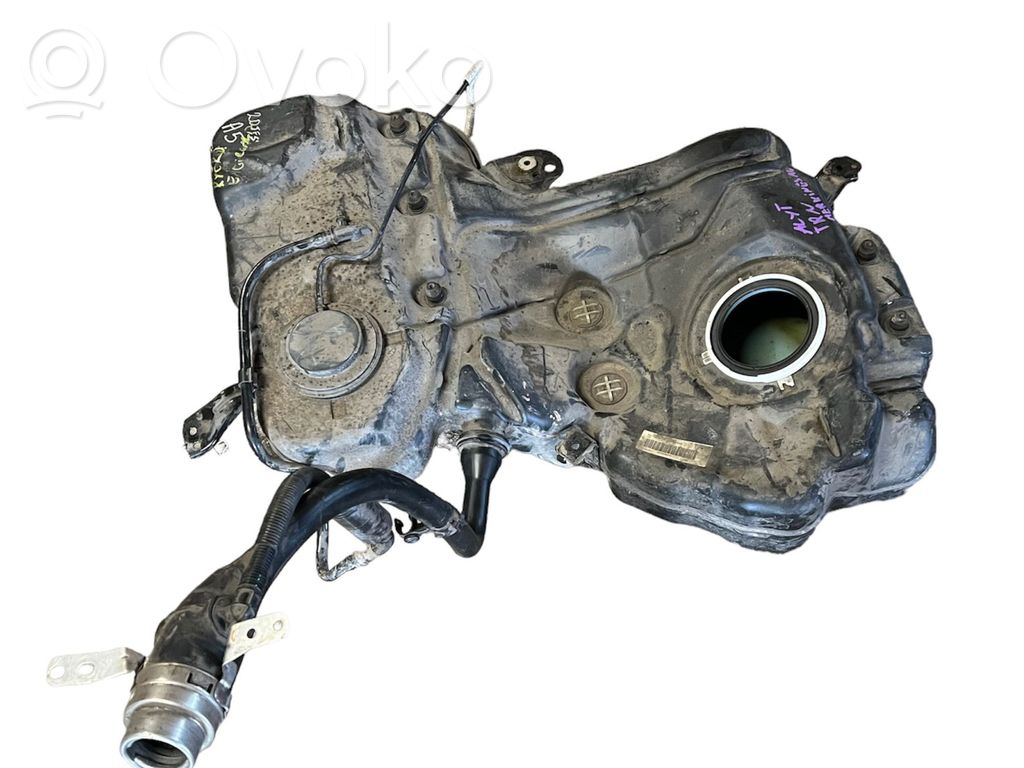 Audi A5 8T 8F Zbiornik paliwa 
