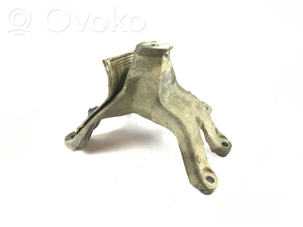 Audi Q5 SQ5 8R Engine mounting bracket 