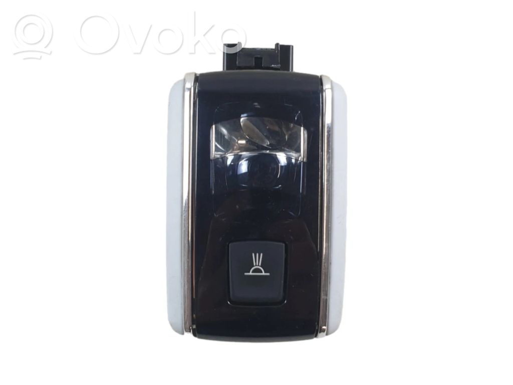 Peugeot 508 Rear seat light 