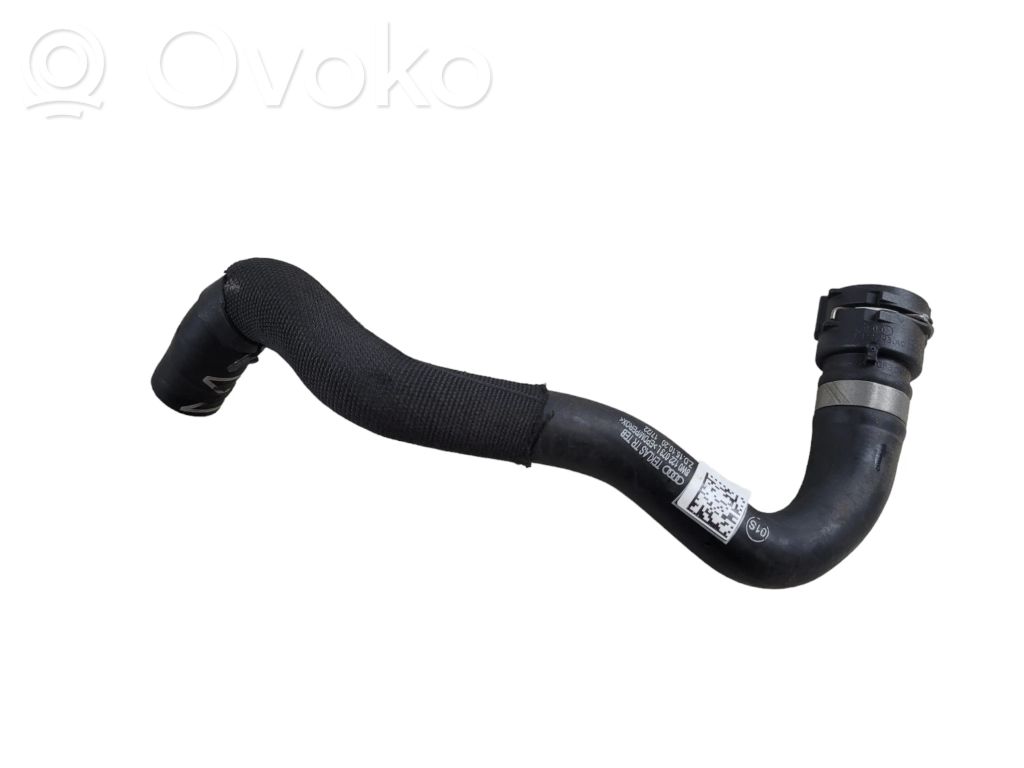 Audi A4 S4 B9 8W Engine coolant pipe/hose 