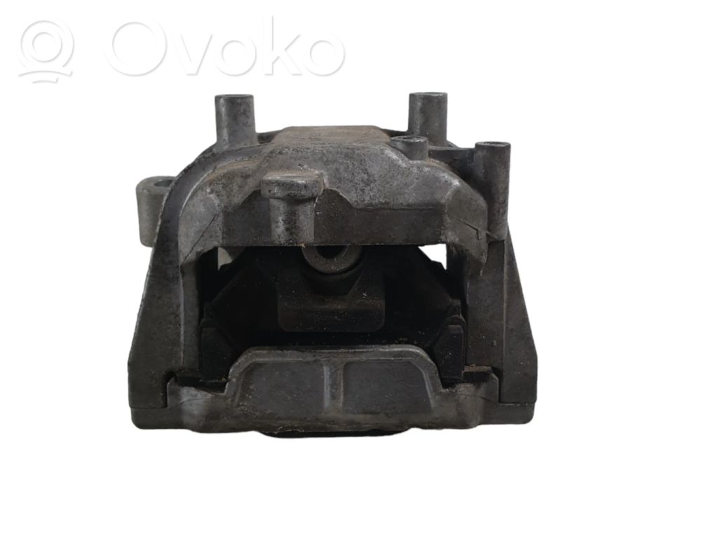 Volkswagen Touran II Engine mount bracket 
