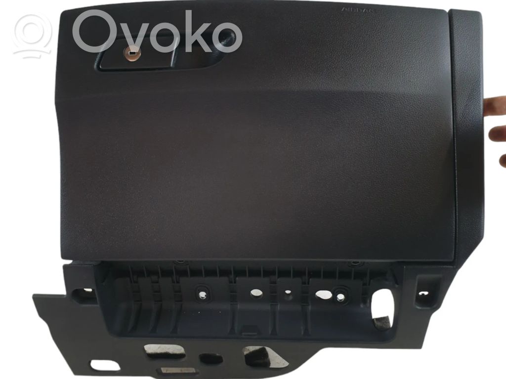 Audi A4 S4 B9 Glove box 