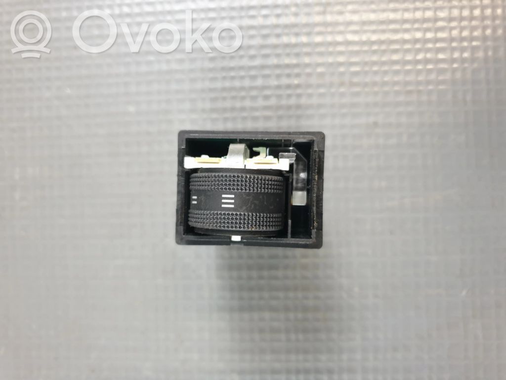 Audi A4 S4 B8 8K Headlight level height control switch 