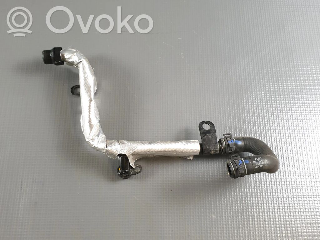 Audi A4 S4 B9 Engine coolant pipe/hose 