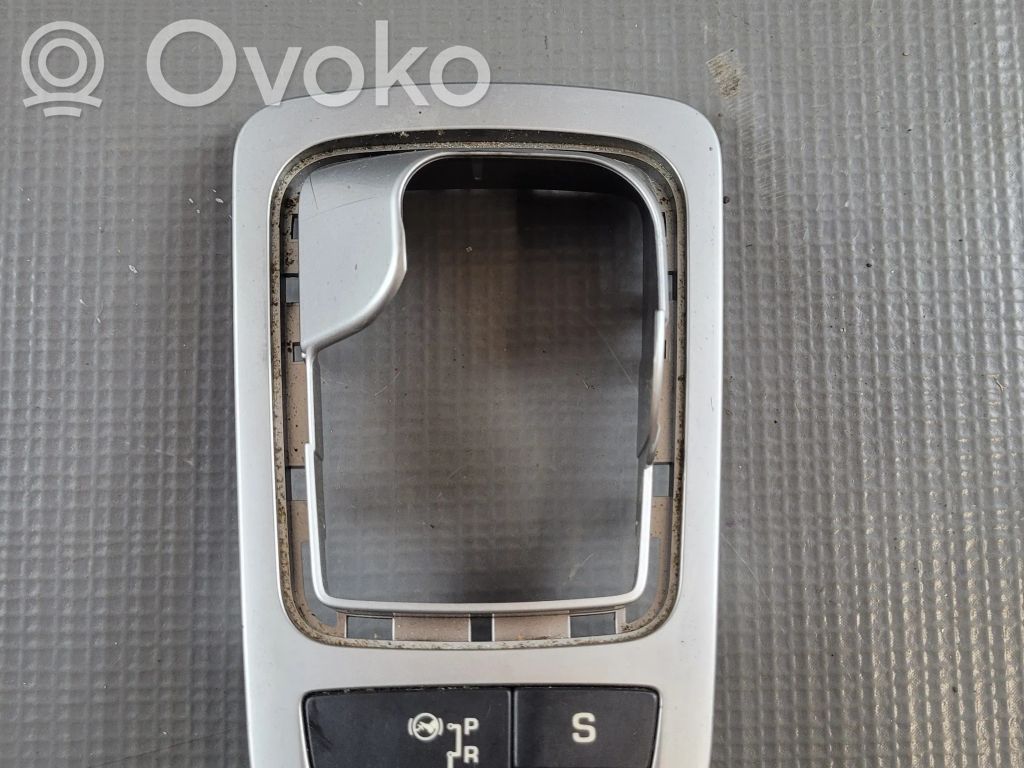 Citroen C5 Gear shifter surround trim plastic 