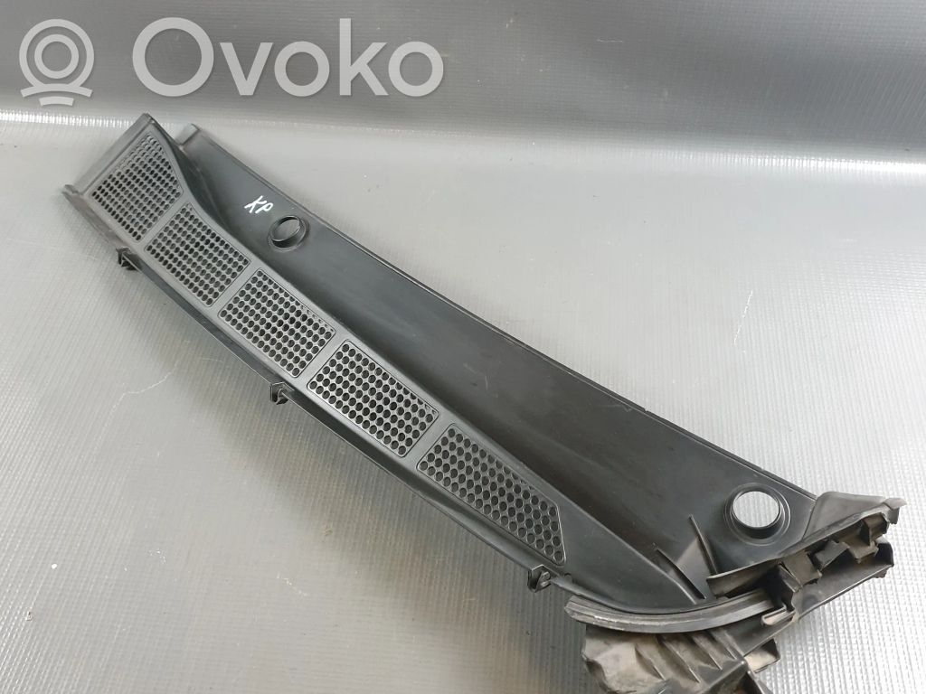Peugeot Traveller Wiper trim 
