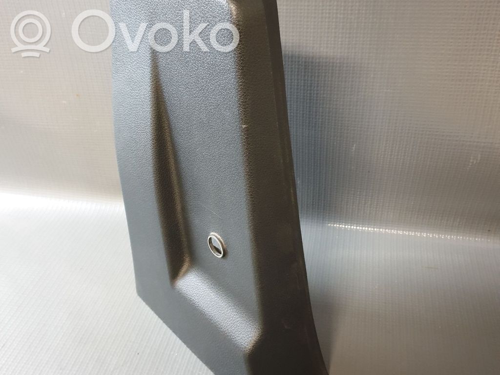 Toyota Proace (B) statramsčio apdaila (apatinė) 