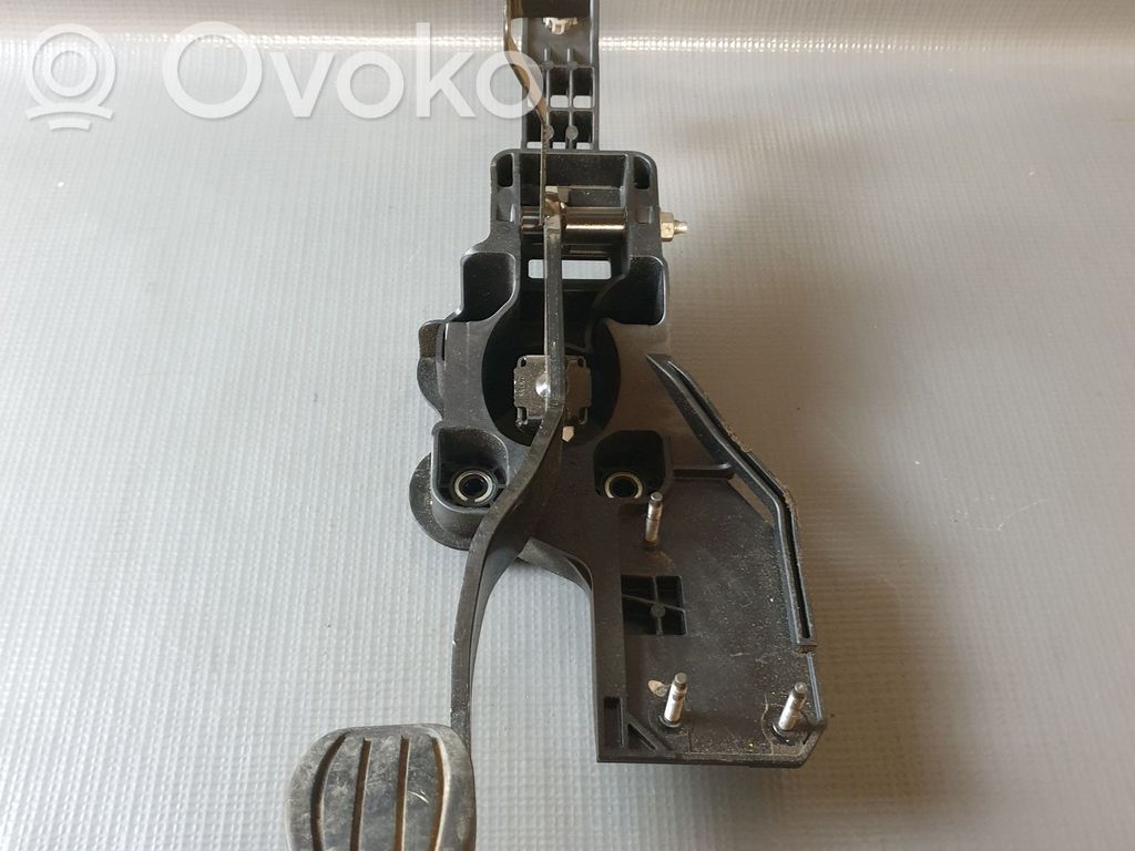 Toyota Proace Stabdžių pedalas 