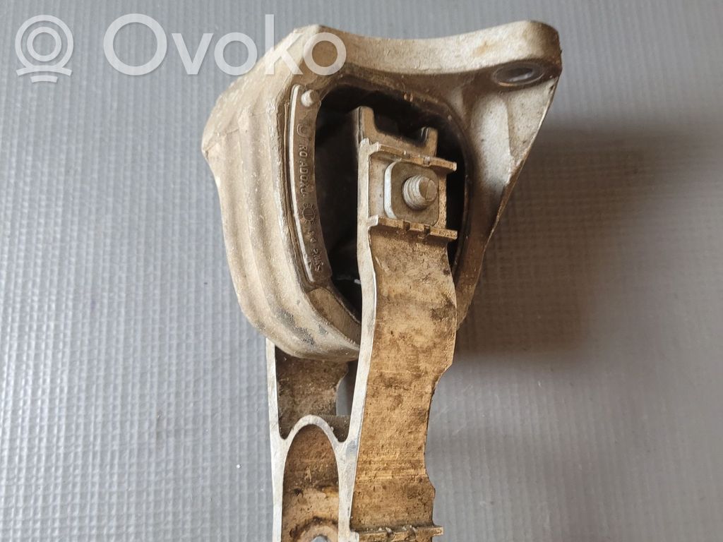 Volvo V90 Cross Country Gearbox mount 