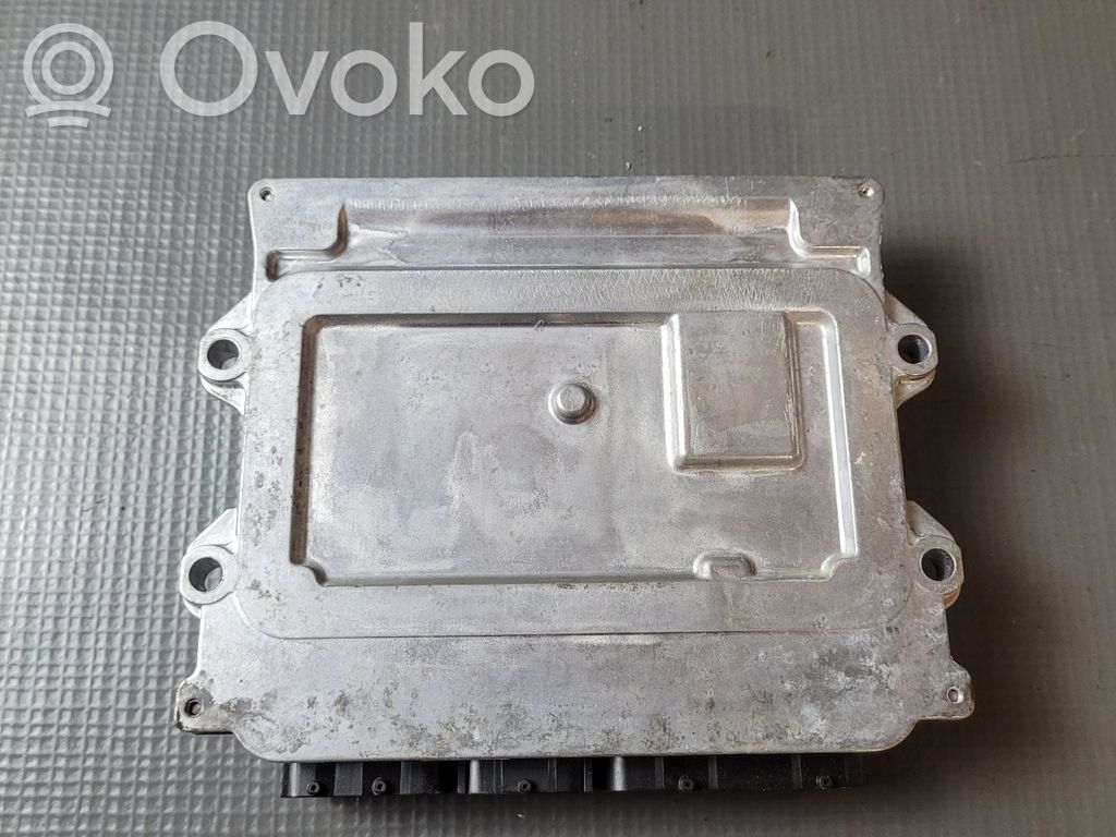 Volvo V90 Cross Country Engine control unit/module 