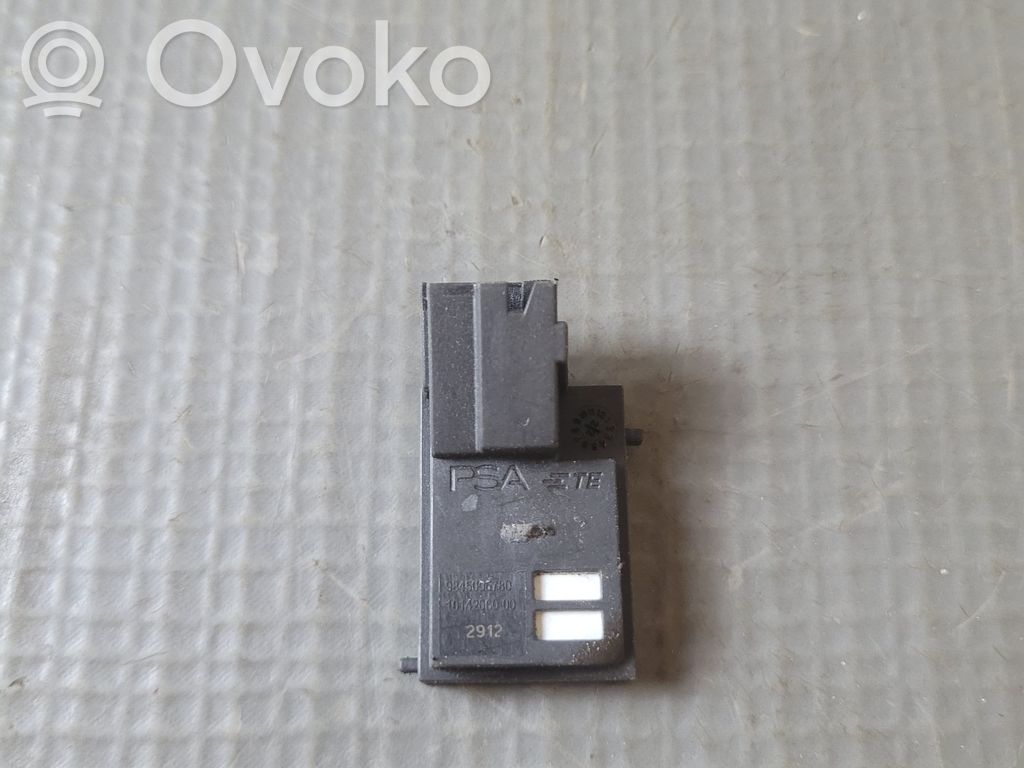 Peugeot 208 II Sun solar sensor 