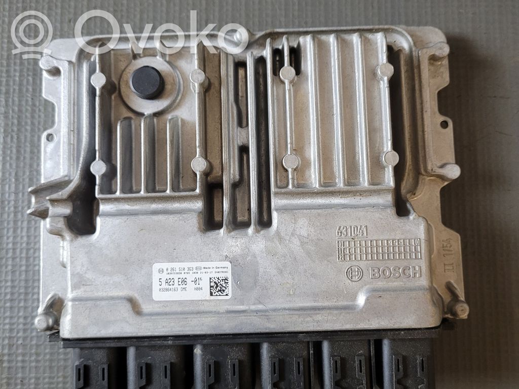BMW 5 G30 G31 G38 Engine control unit/module 