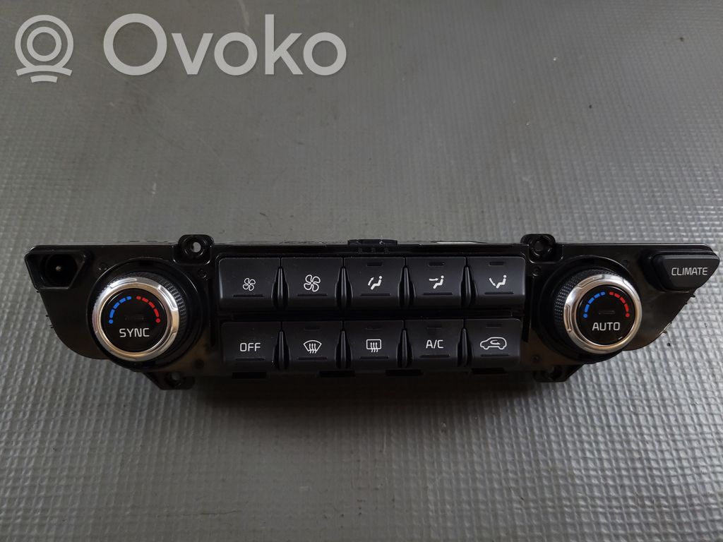 KIA Sportage Climate control unit 