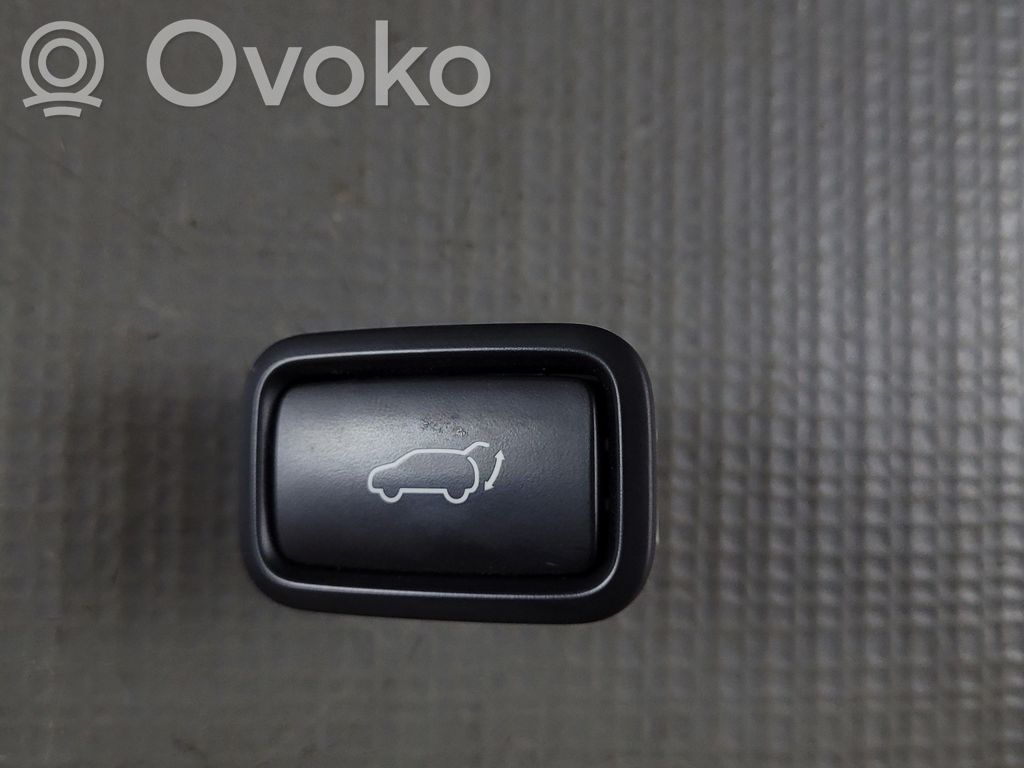 KIA Sportage Tailgate/trunk/boot open switch 