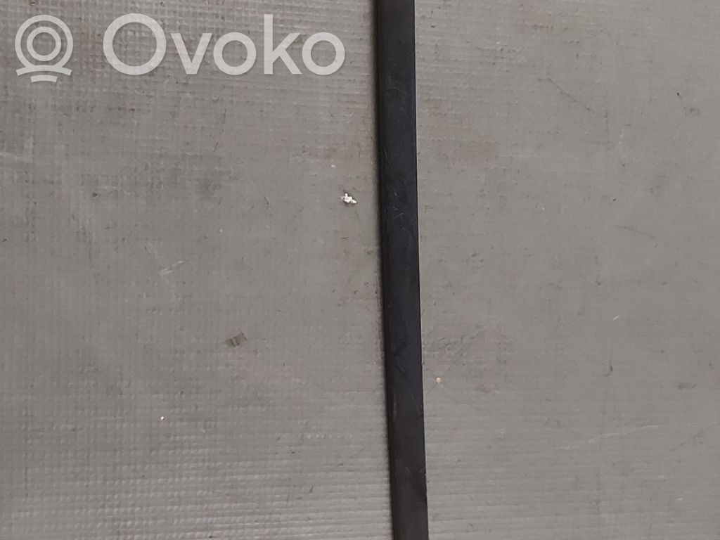Audi Q4 e-tron Windshield trim 
