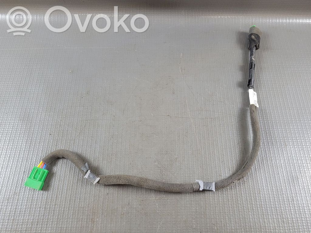 KIA EV6 GPS-pystyantenni 