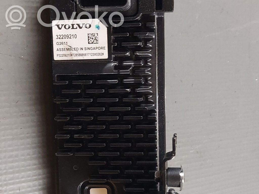 Volvo S90, V90 Windshield/windscreen camera 