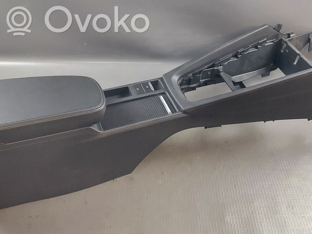 Skoda Octavia Mk4 Consola central 