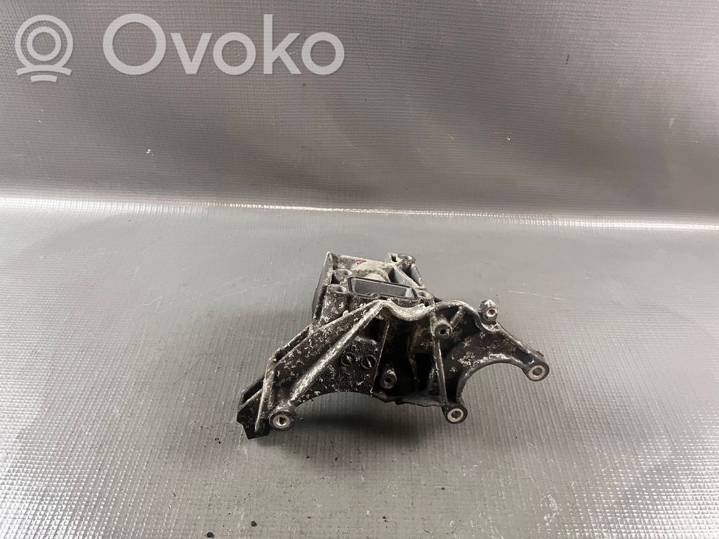 Volkswagen Touareg II A/C compressor mount bracket 