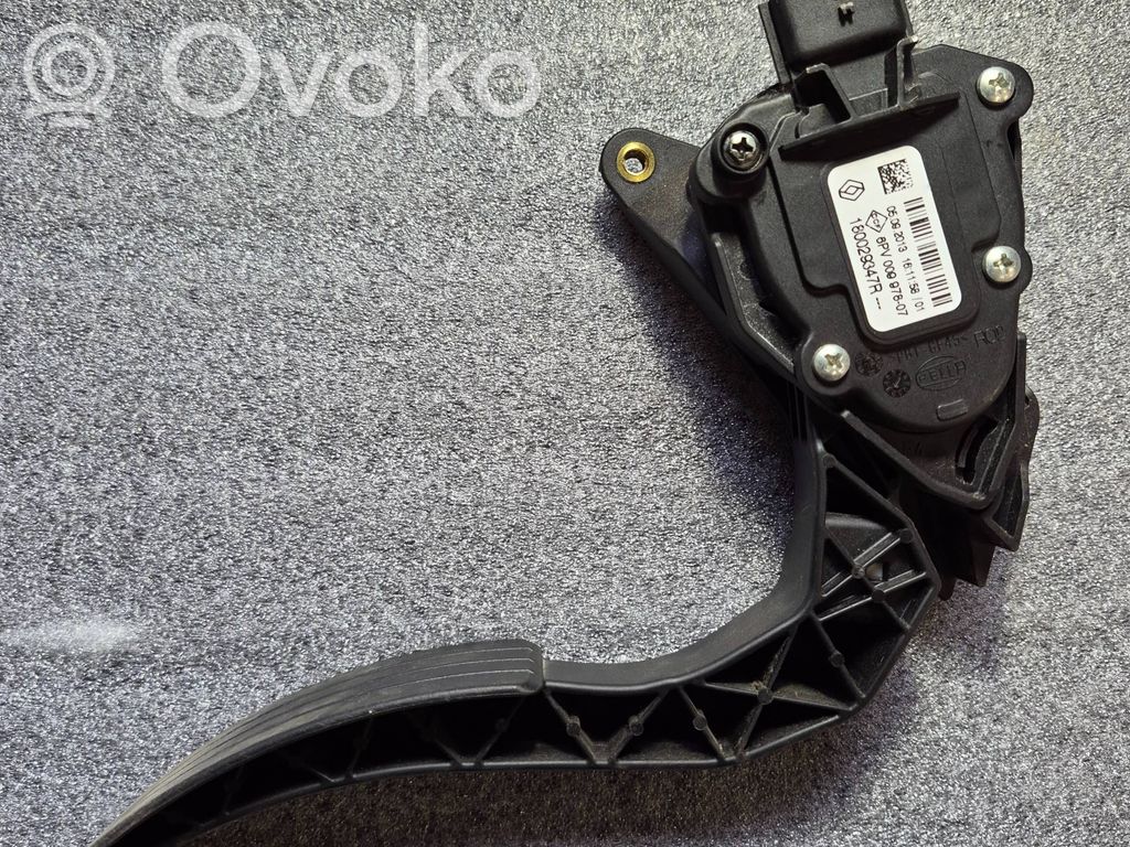 Renault Captur Accelerator throttle pedal 