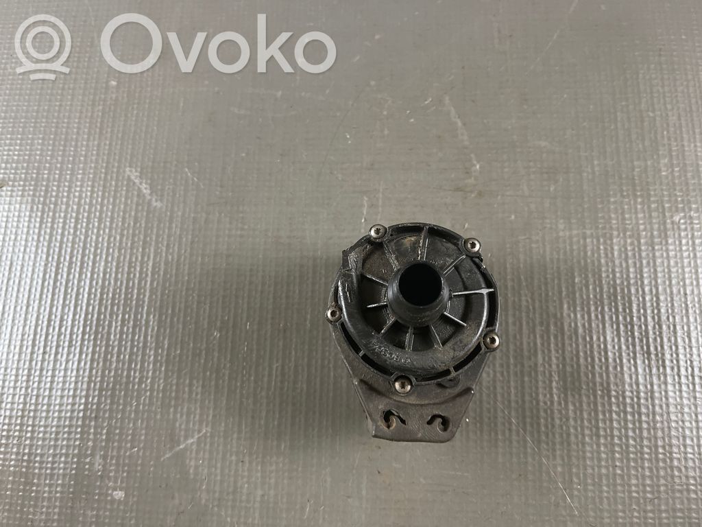 Peugeot 208 II Pompa cyrkulacji / obiegu wody 