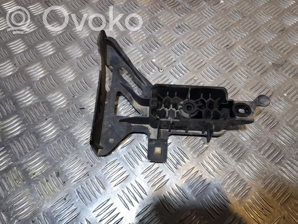 Porsche Cayenne (92A) Sill supporting ledge 
