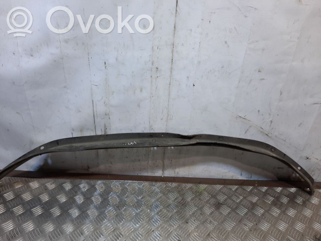 Front bumper lip   CE8317B769AA
