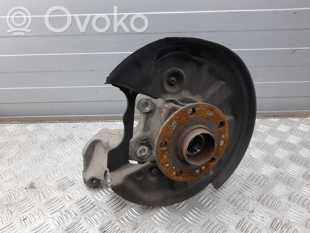Audi A3 S3 8V Taka-akselin pyöräntuenta 